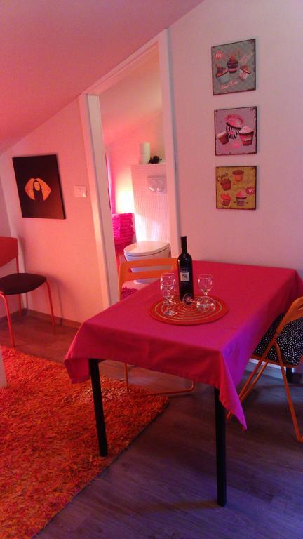 Orange Cube Apartment ริเยกา ภายนอก รูปภาพ
