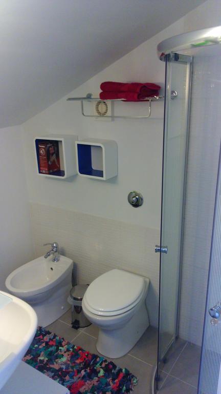 Orange Cube Apartment ริเยกา ภายนอก รูปภาพ